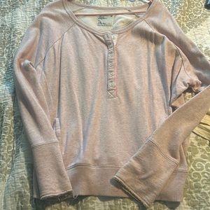 American Eagle crew neck